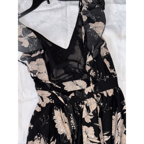 Ina Semi Formal  Backless Strappy Sleeve Black Floral Dress A line Size Medium - Picture 3 of 5